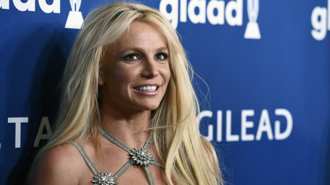 astro_gempak_britney_spears.jpg