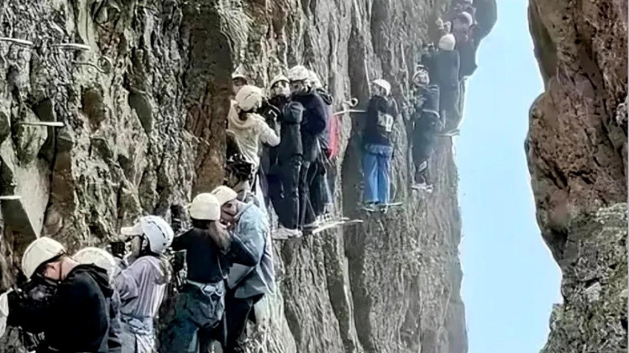 astro_gempak_pendaki_china.jpg