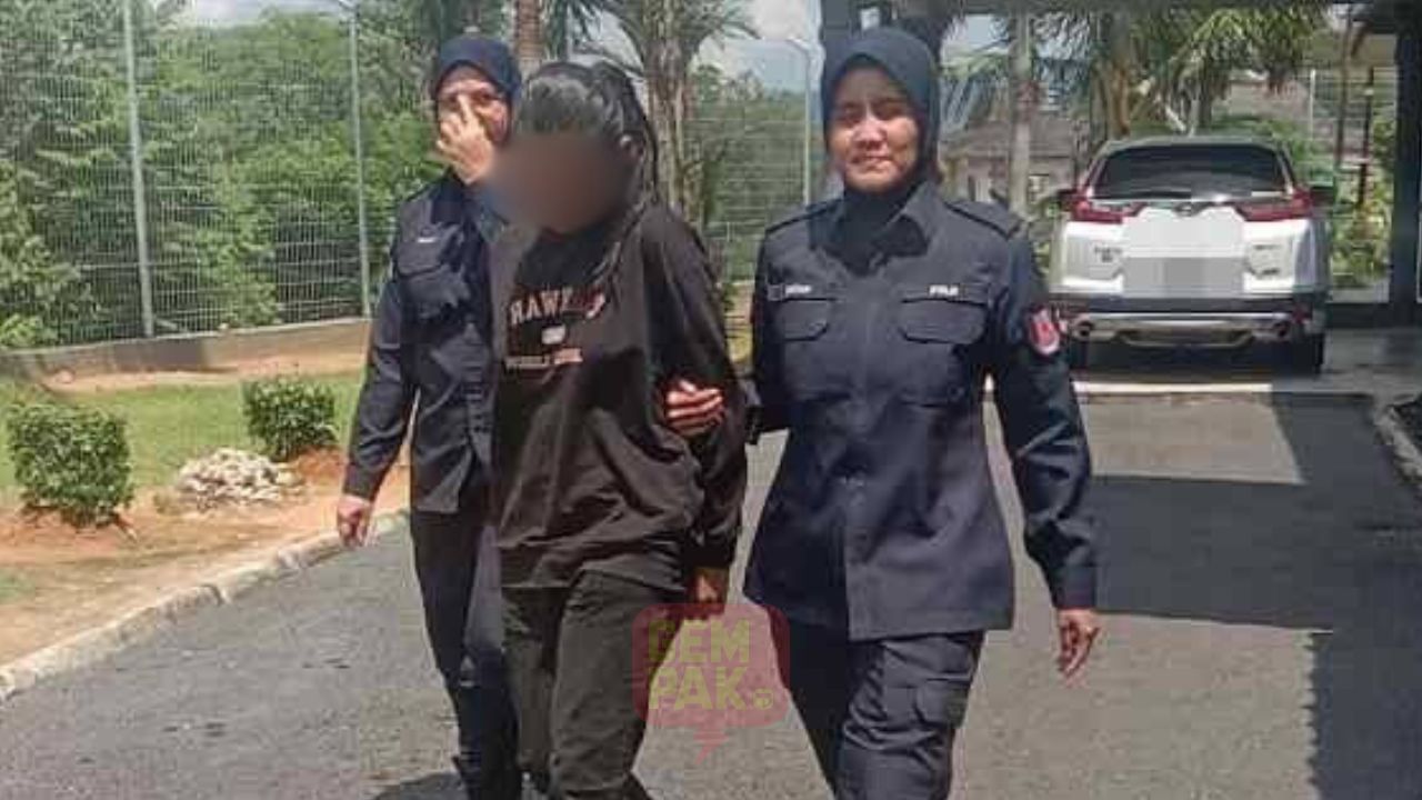 astro_gempak_wanita_menyundal.jpg