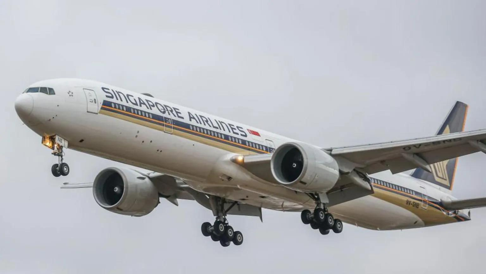 astrogempak_seorang-maut-selepas-penerbangan-singapore-airlines-dari-london-dilanda-gelora-udara.png