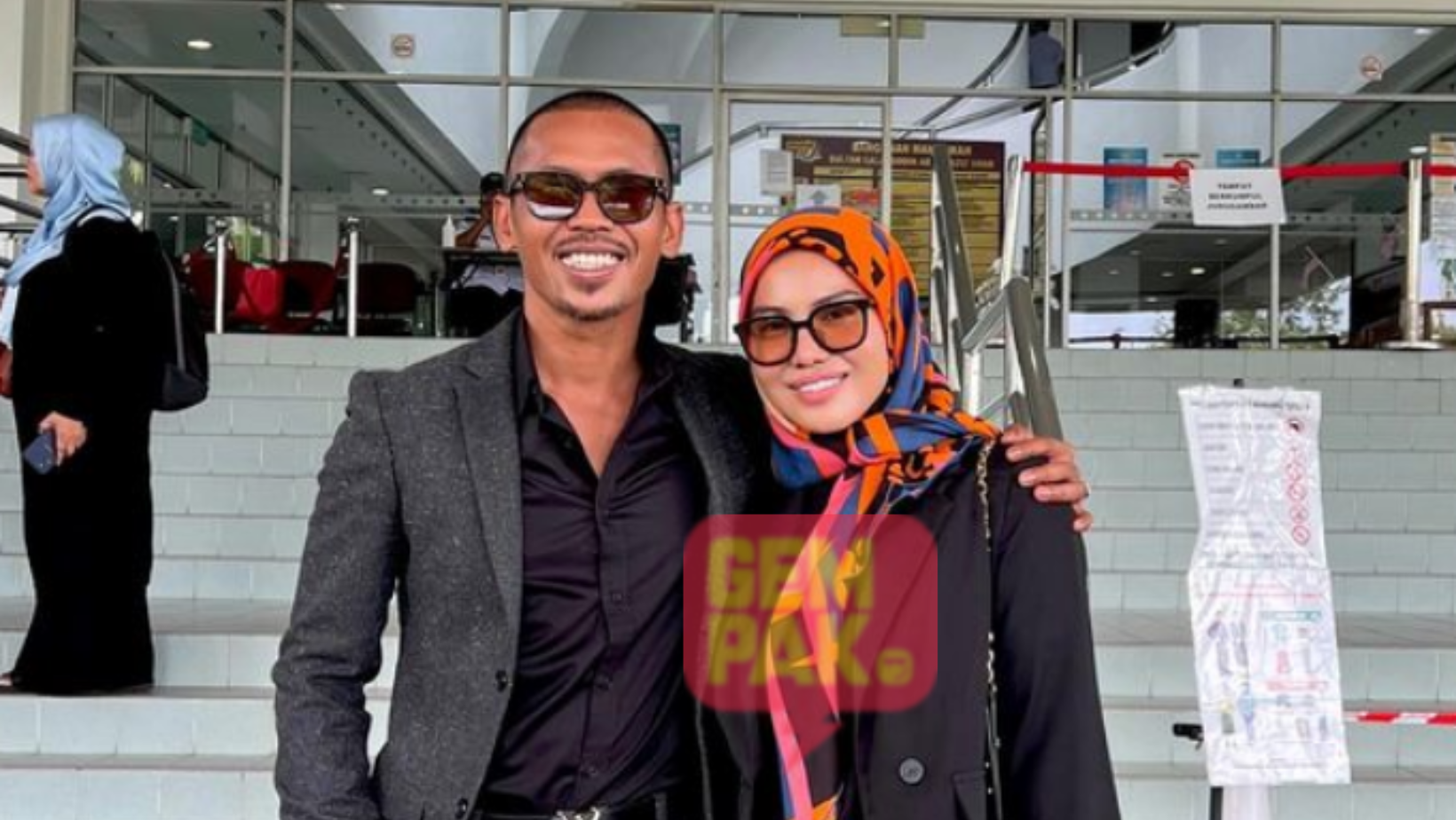 astrogempak_watie-teman-shuib-dekat-mahkamah.png