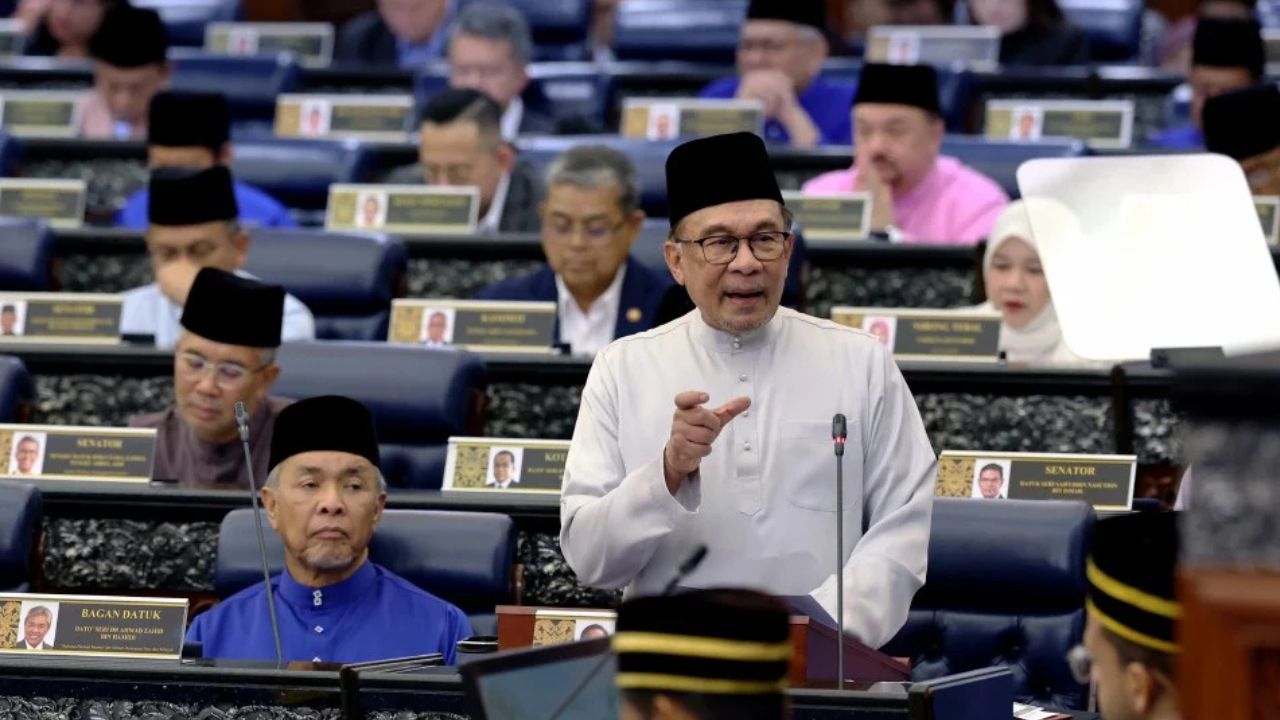 astro-gempak_pm_minum_air_tiga_jam_belanjawan.jpg