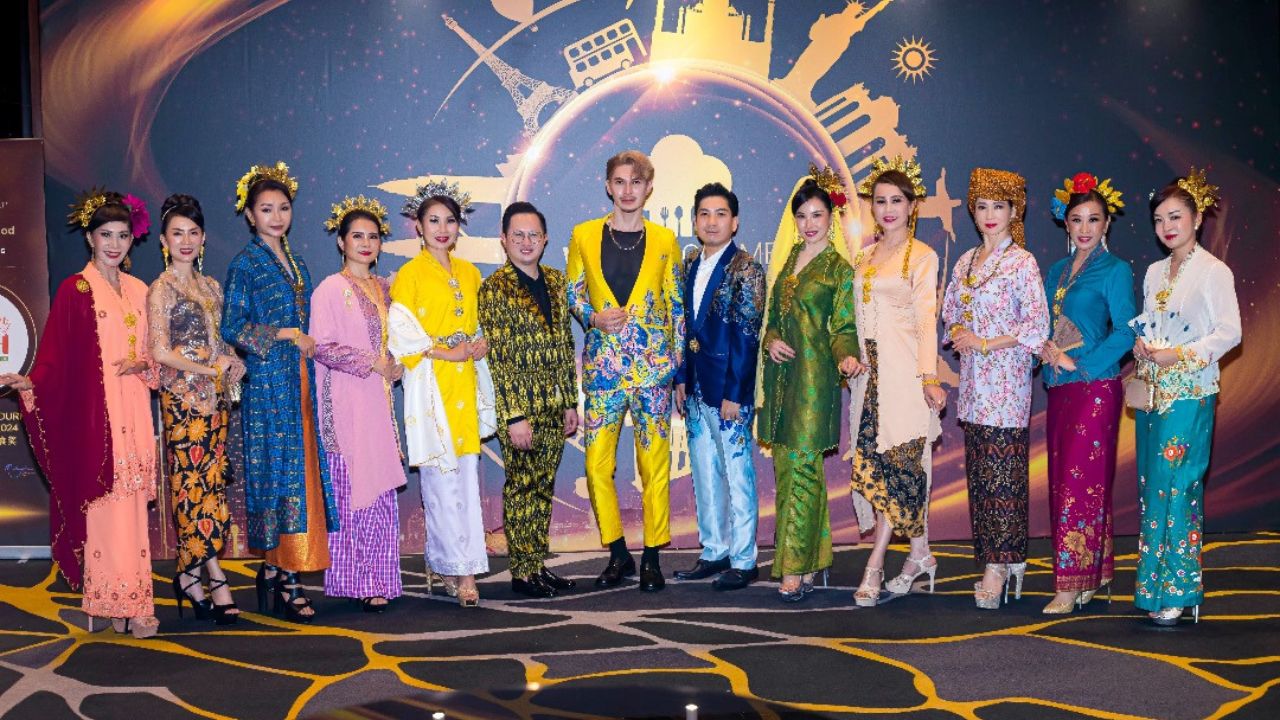 astro_gempak_kebaya.jpg