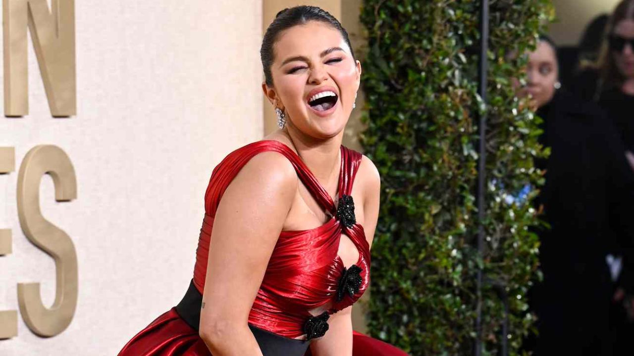 astro_gempak_selena_gomez.jpg