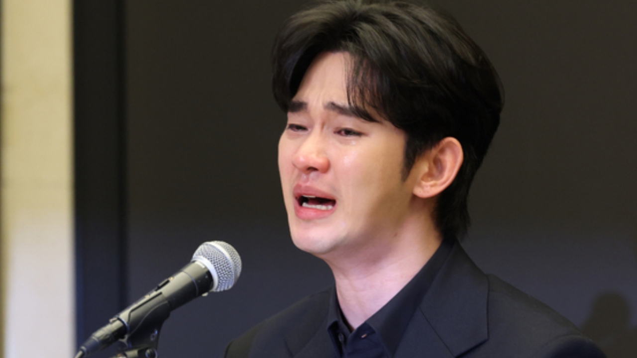 astro_gempak_kim-soo-hyun.jpg