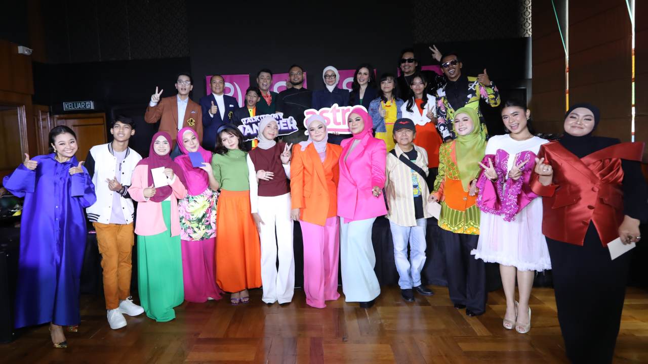 astro_gempak_talk-to-my-manager-tampilkan-ina-naim-siti-saerah-ameng-shuib-liza-hanim-ramai-lagi.jpg