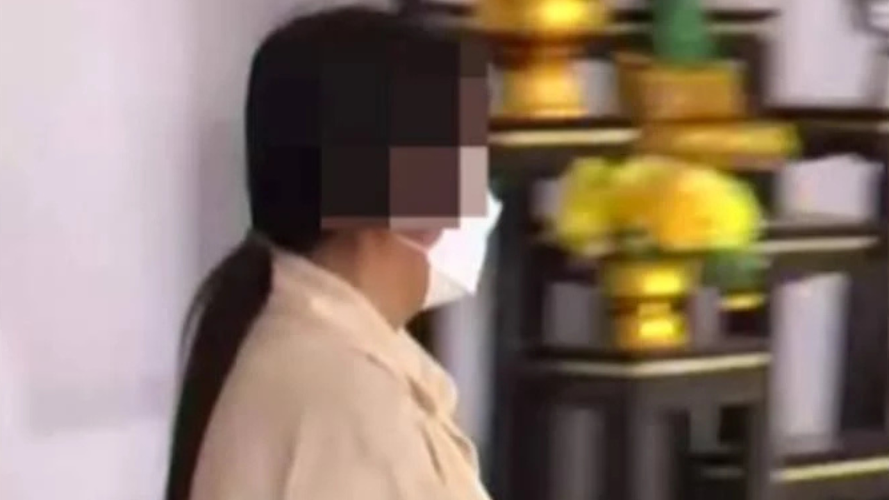 astrogempak_wanita-tahan.png