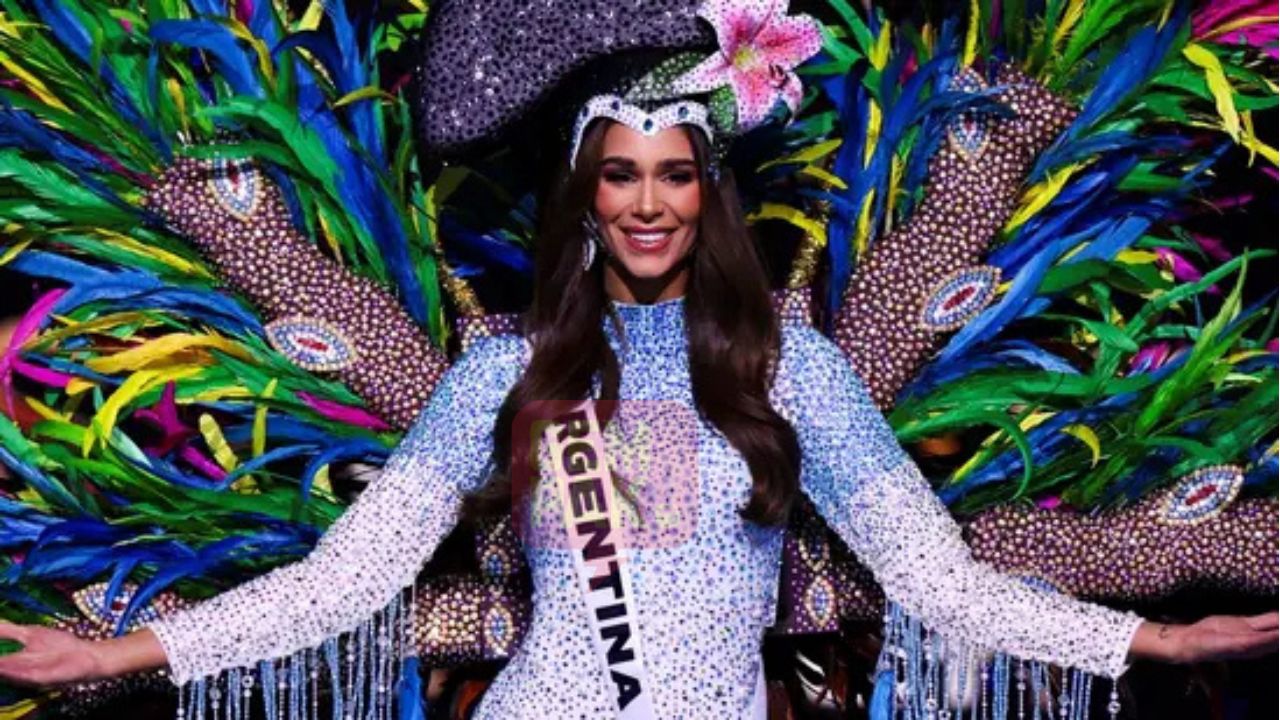 astrogempak_kritik_busana_rakan_tak_cantik_gelaran_miss_universe_argentina_dilucutkan.jpg