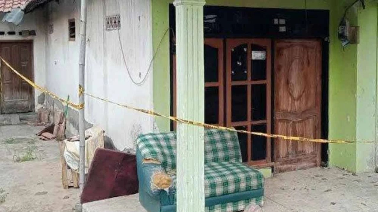 astrogempak_isteri_tidur_mayat_suami.jpg