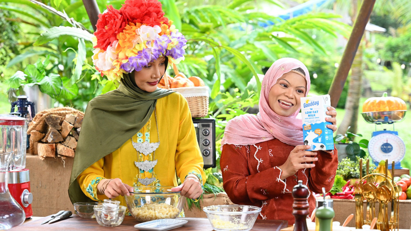 Dapur Goodday Misi Sarimah & Tuyah VS Che Ton: Tuyah Masak Dengan Bibah ...