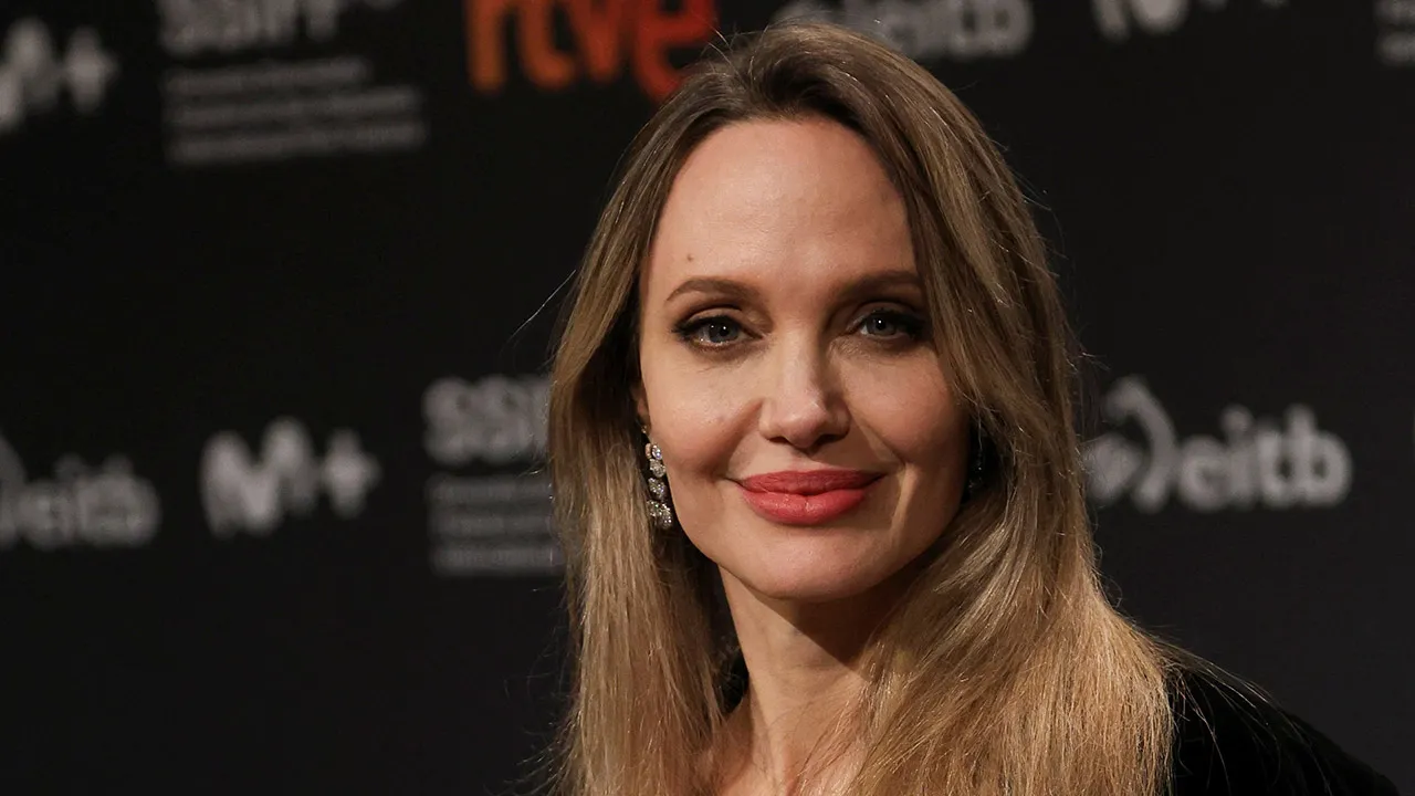 Angelina jolie, negara tak sama macam dulu