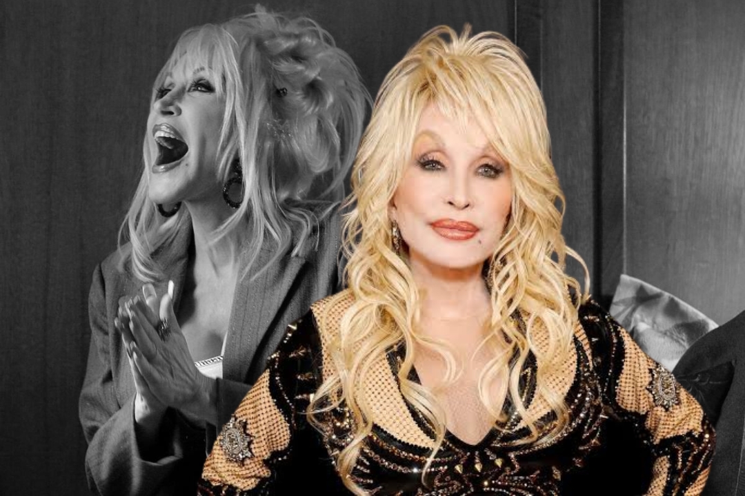 黒と金の衣装を着たDolly Parton