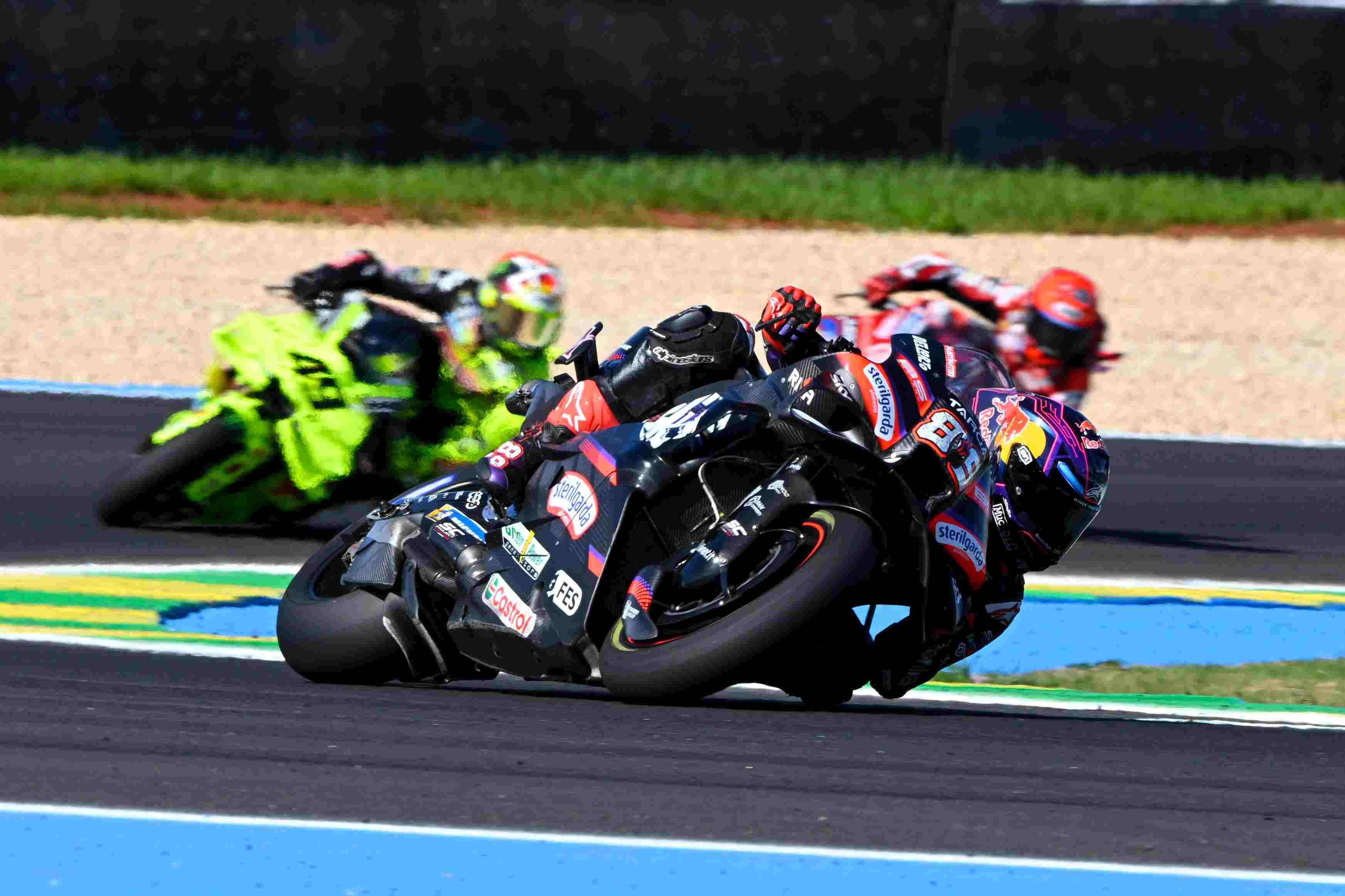 Martin Banks Tempat Kedua yang Mengesankan di GP Brasil Untuk Meningkatkan Peluang Gelar