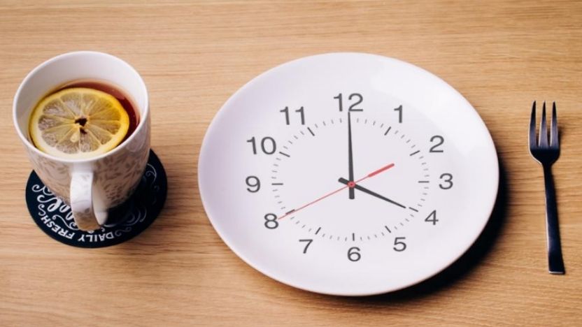 What is Intermittent Fasting & its Proven Benefits? | Astro Ulagam