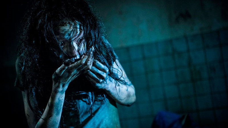 redgirl_03.jpg redgirl_03.jpg