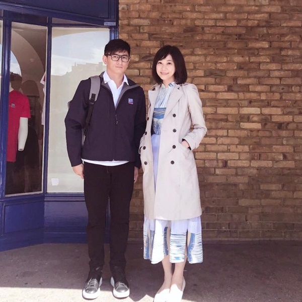 emba_01.jpg emba_01.jpg