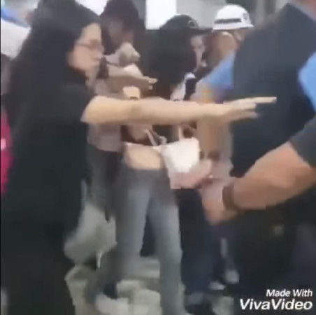 d2735985.jpg d2735985.jpg