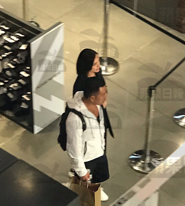 mandy2.jpg mandy2.jpg