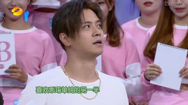 showlo_001.jpg showlo_001.jpg