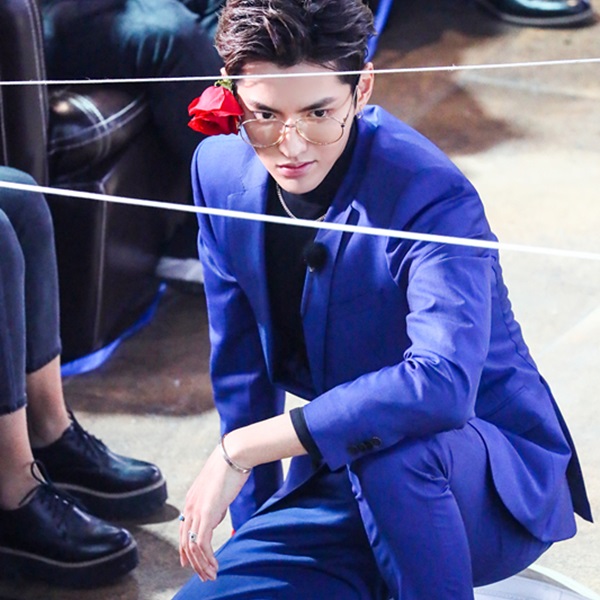 kris_05.jpg kris_05.jpg