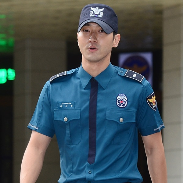 oppa_back_04.jpg oppa_back_04.jpg