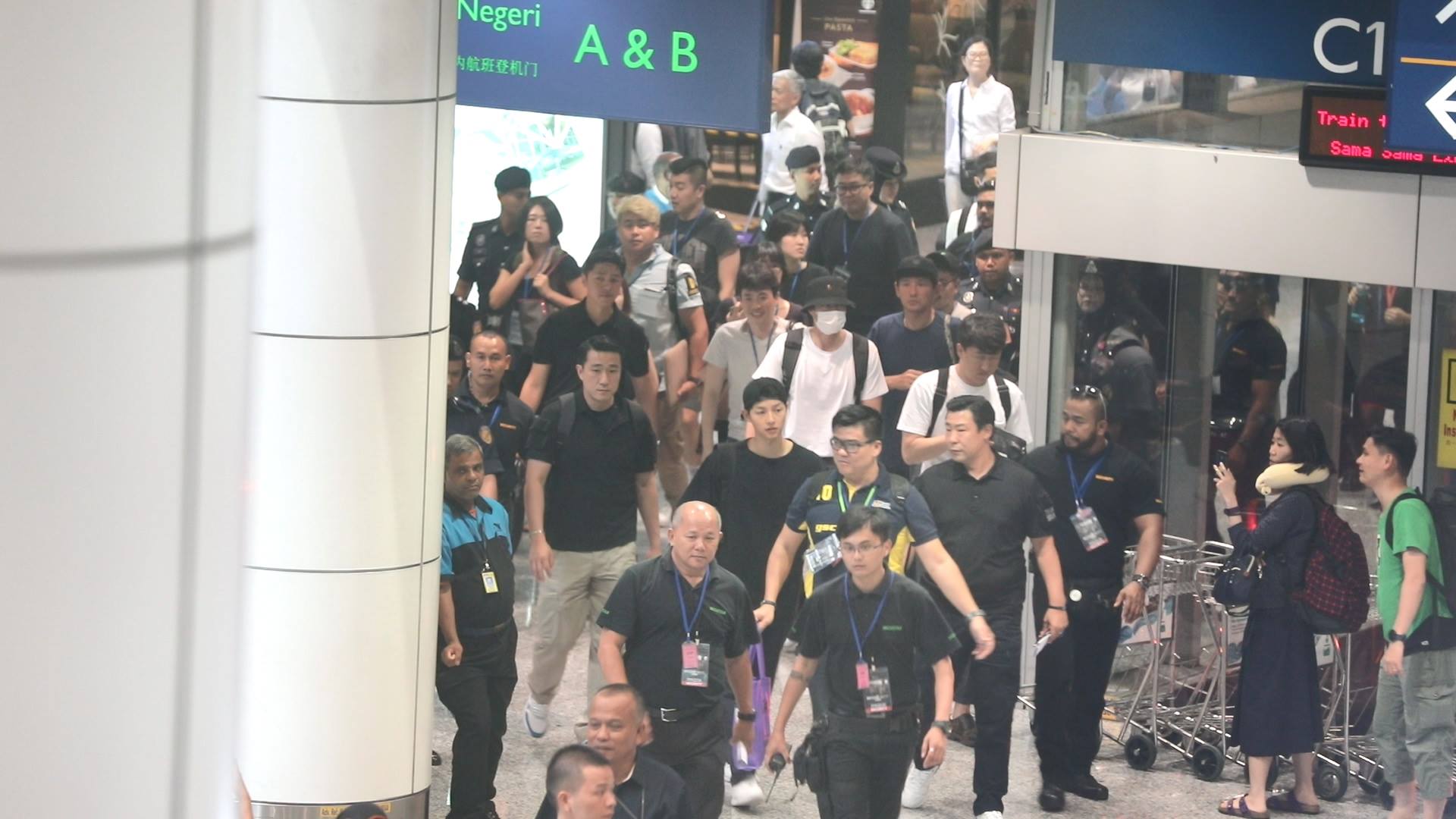 battleship_001.jpg battleship_001.jpg