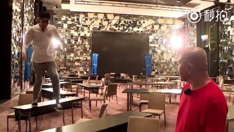 kris_01.jpg kris_01.jpg