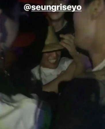 d2981224.jpg d2981224.jpg