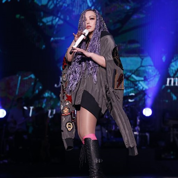 singer2018_02.jpg singer2018_02.jpg