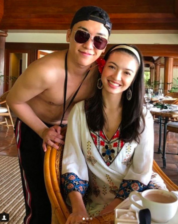 d2981219.jpg d2981219.jpg