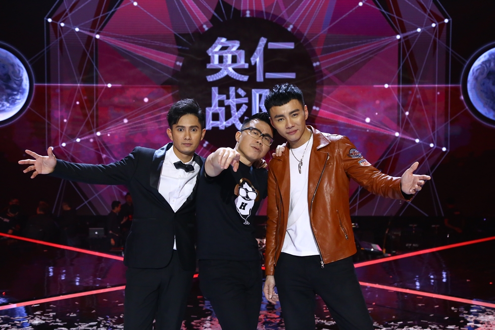 HanjinTeamTop2withCoach(1).JPG HanjinTeamTop2withCoach(1).JPG