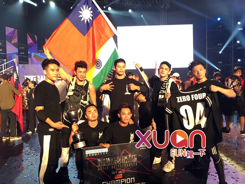 zerofour_01.jpg zerofour_01.jpg