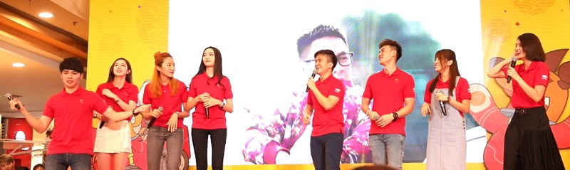 whoopee_05.jpg whoopee_05.jpg