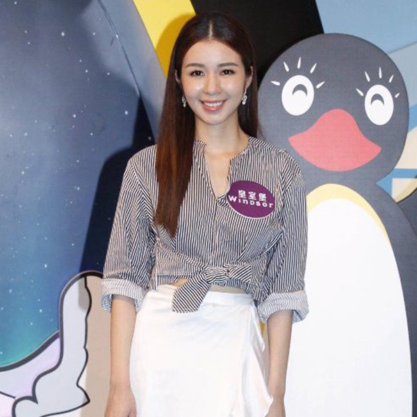 louisa_05.jpg louisa_05.jpg