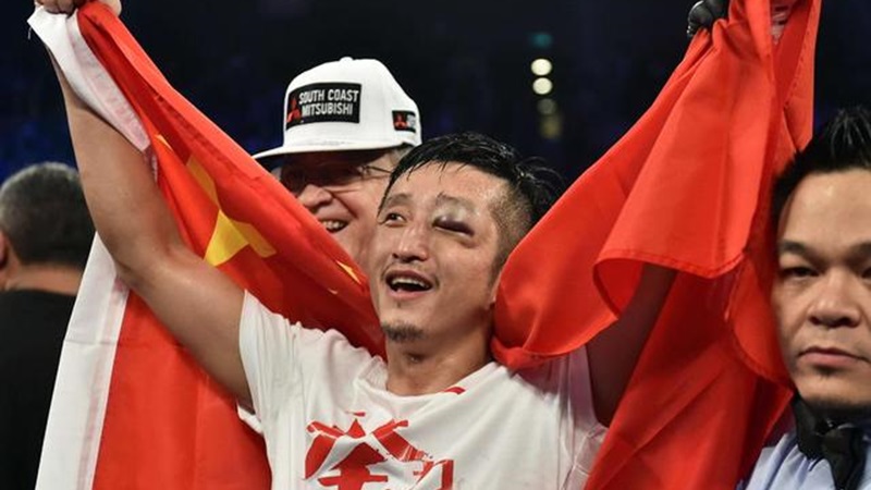 eye_05.jpg eye_05.jpg