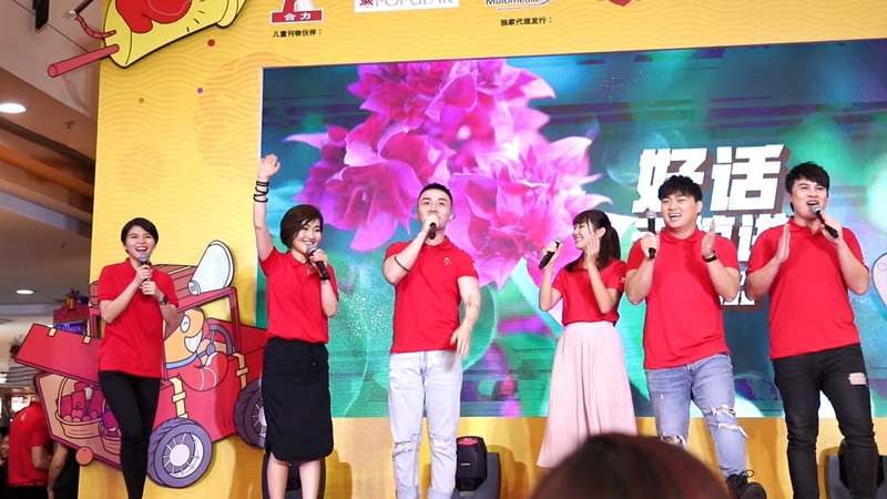 whoopee_08.jpg whoopee_08.jpg