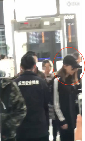 Jay_02.jpg Jay_02.jpg