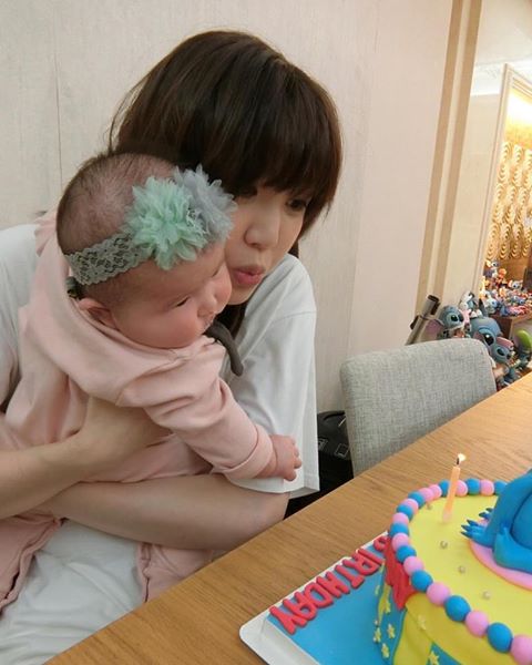 Jinny_01.jpg Jinny_01.jpg