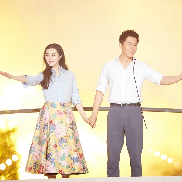 lichen_01.jpg lichen_01.jpg