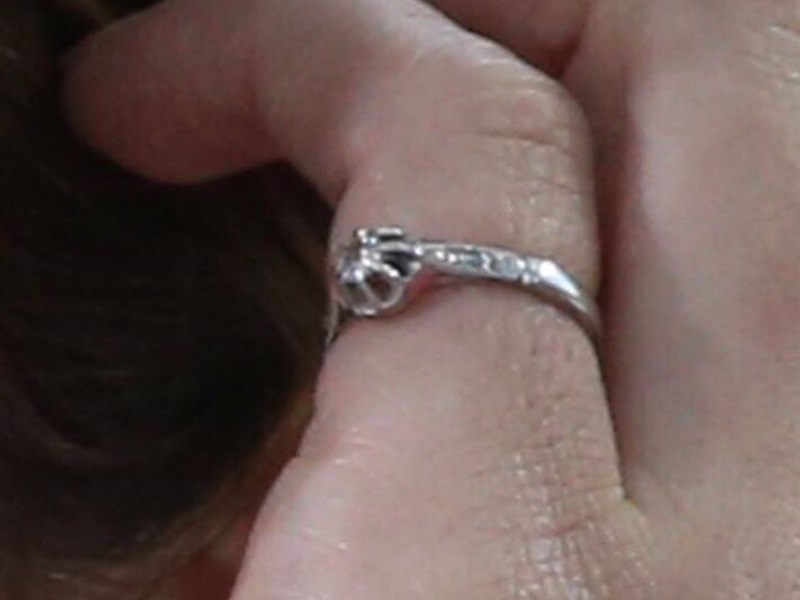 emma_ring_04.jpg
