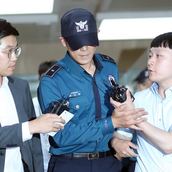 top_name_03.jpg top_name_03.jpg