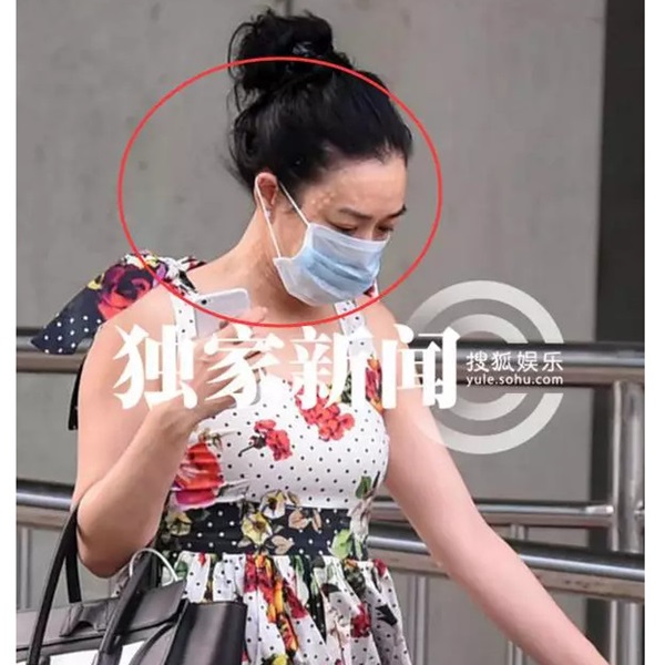 christy_face_04.jpg christy_face_04.jpg