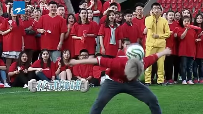 luhan_football_04.jpg