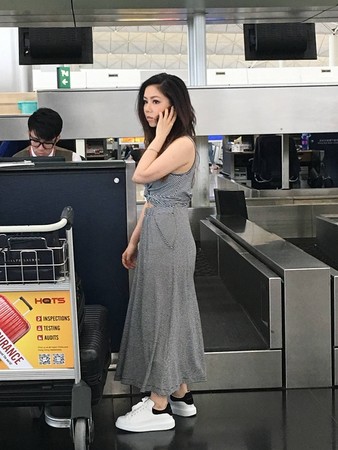 d2569192.jpg d2569192.jpg