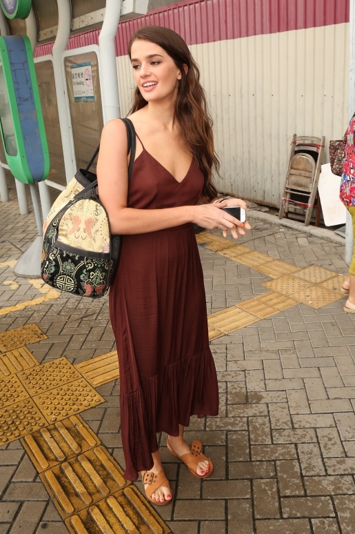 hkmiss1.jpg hkmiss1.jpg