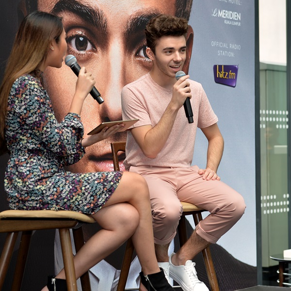 nathan_04.jpg nathan_04.jpg