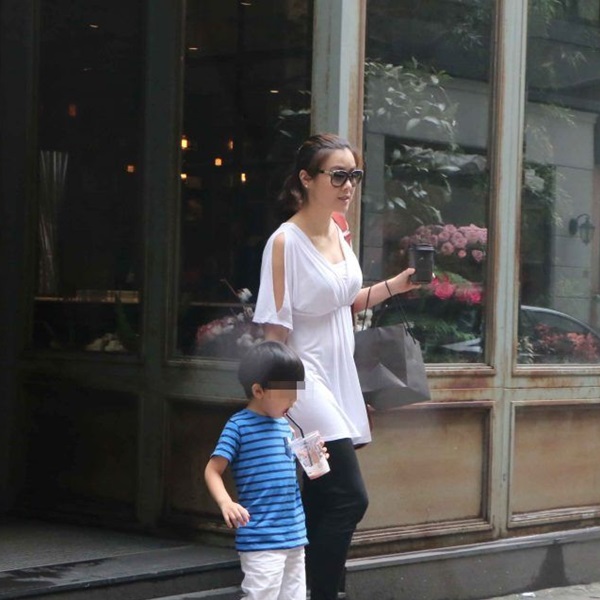 aimeeson_06.jpg aimeeson_06.jpg