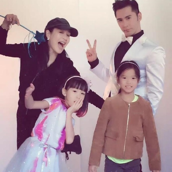 christy_face_03.jpg christy_face_03.jpg