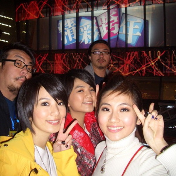 ella_frd_05.jpg