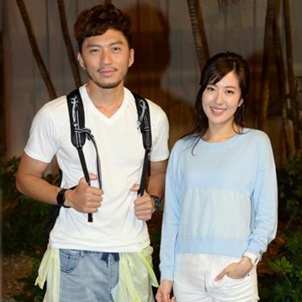 shoot_kiss_01.jpg shoot_kiss_01.jpg